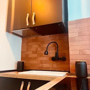Apartament Trevi Industrial C, Mediolan