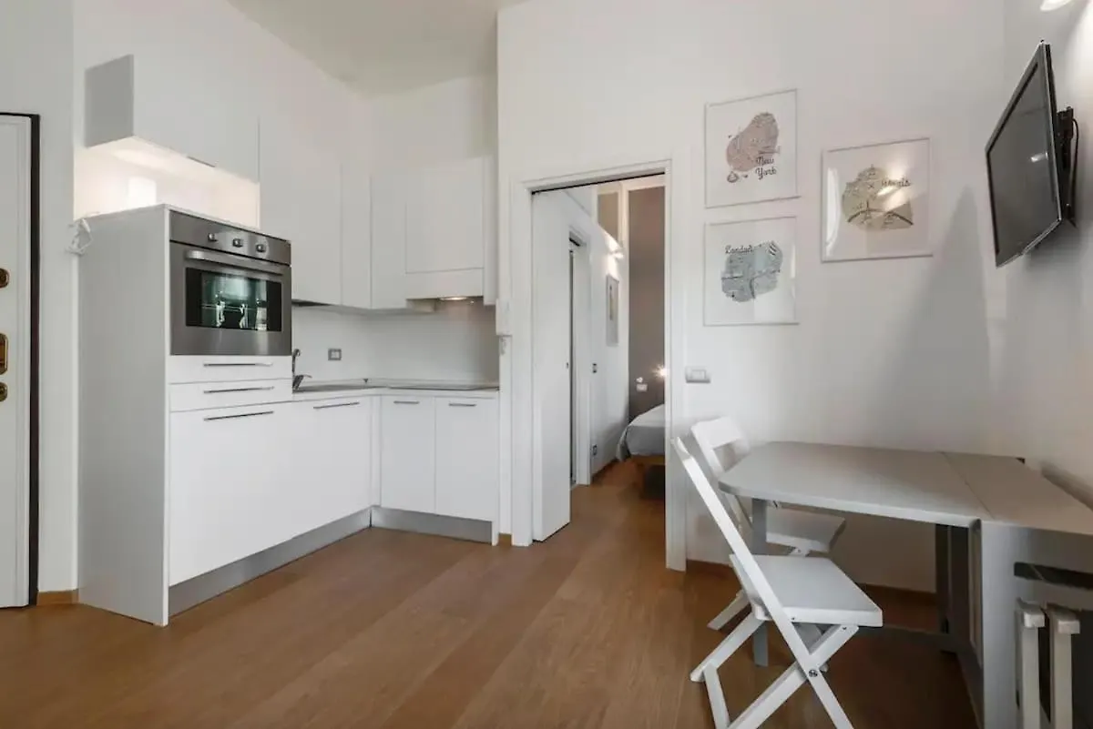 Bilocale Porta Genova Navigli Apartment Milan